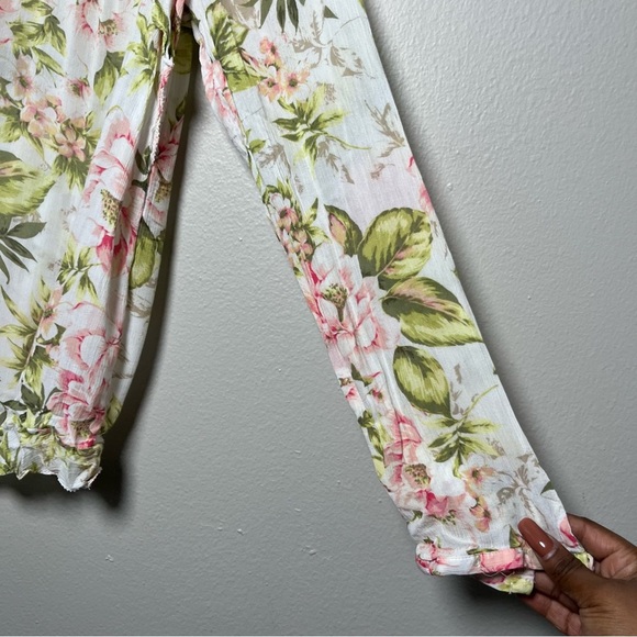 J. Jill Women‎ Top Medium White Floral Dainty Button Down Rayon V-Neck Feminine - Picture 6 of 9